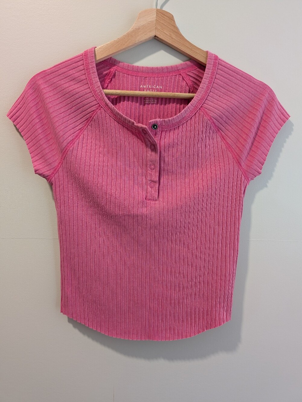 American Eagle Ribbed Henley Short Sleeve Top